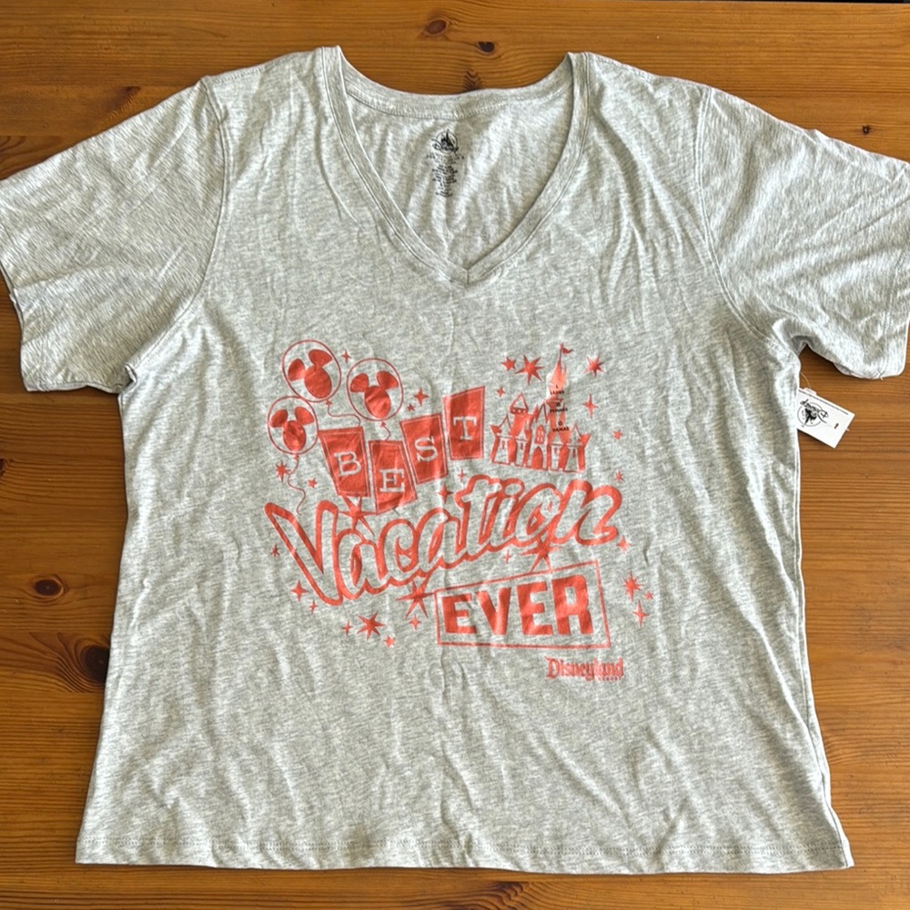 Disney Disneyland Resort “Best Vacation Ever” Tee Shirt